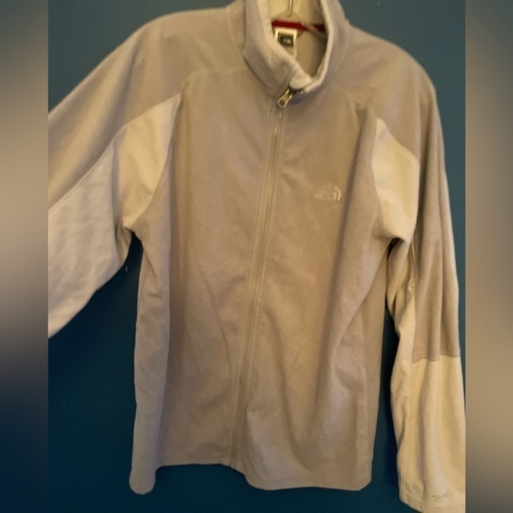 The North Face Fleece full zipper men’s size M
